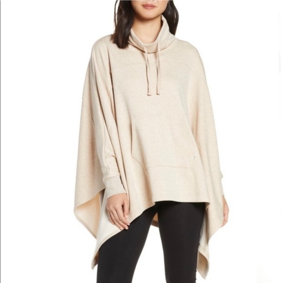 UGG Charlynne Poncho Sweater Oatmeal - Picture 1 of 9